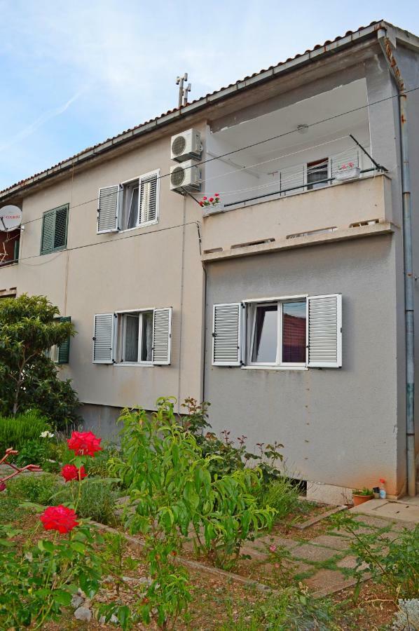 Braavos Apartment Sibenik Bagian luar foto